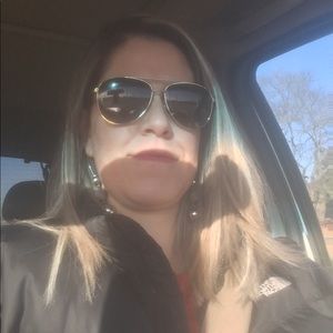 Meet your Posher, Erika